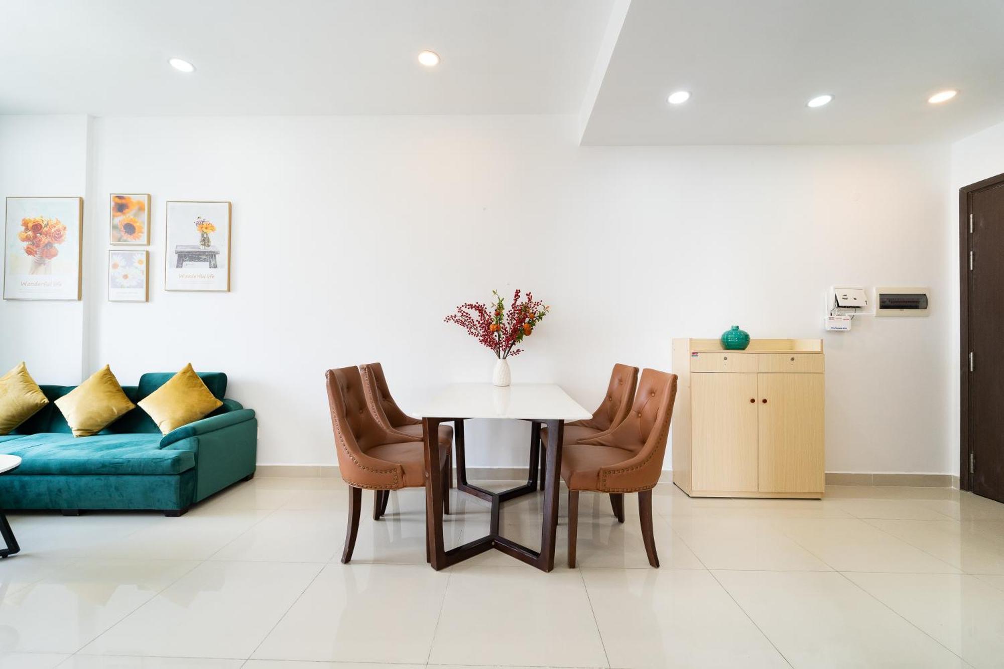 2br Golden View Sunrise Cityview Hana's D7 *