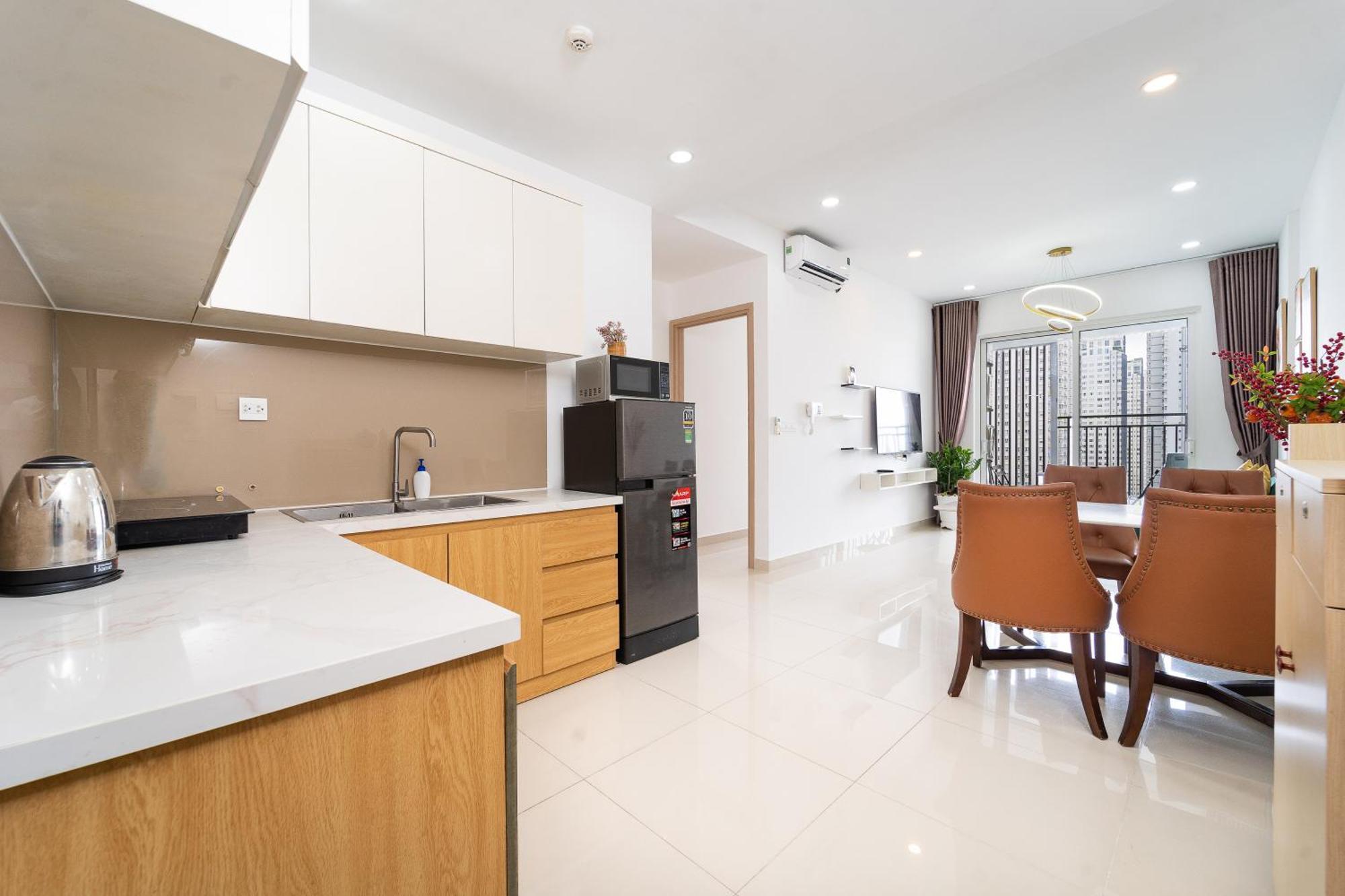 2br Golden View Sunrise Cityview Hana's D7 *